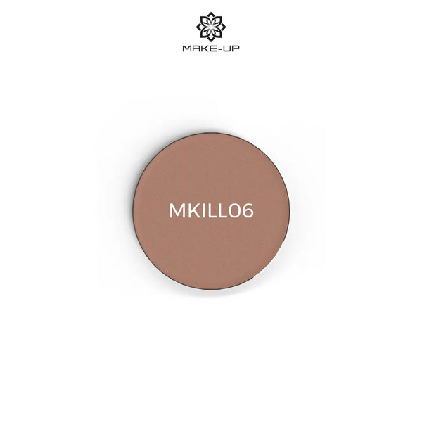 Chogan Make-Up Warm Shade Kompakt-Highlighter MKILL06 Shiny Bronze: Nahaufnahme eines runden Swatches des Highlighters, der die weiche Textur und den schimmernden, bronzefarbenen Ton Shiny Bronze zeigt.