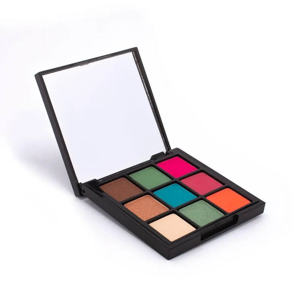 Chogan Make-up Palette Summer Breeze MKPL04 geöffnet mit 9 bunten Lidschatten und Spiegel