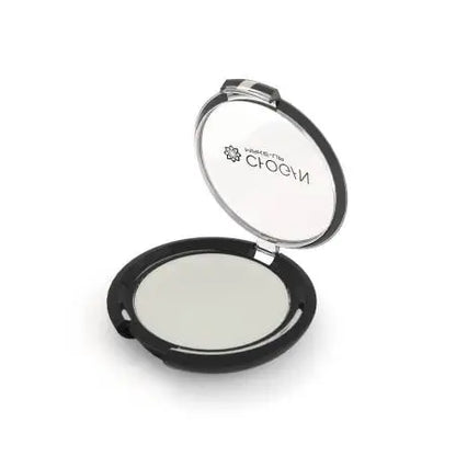 Chogan MATTE Kompakt-Lidschatten Chalk White MKOM16 geöffnete Dose mit weißem/ivoryfarbenem Lidschatten