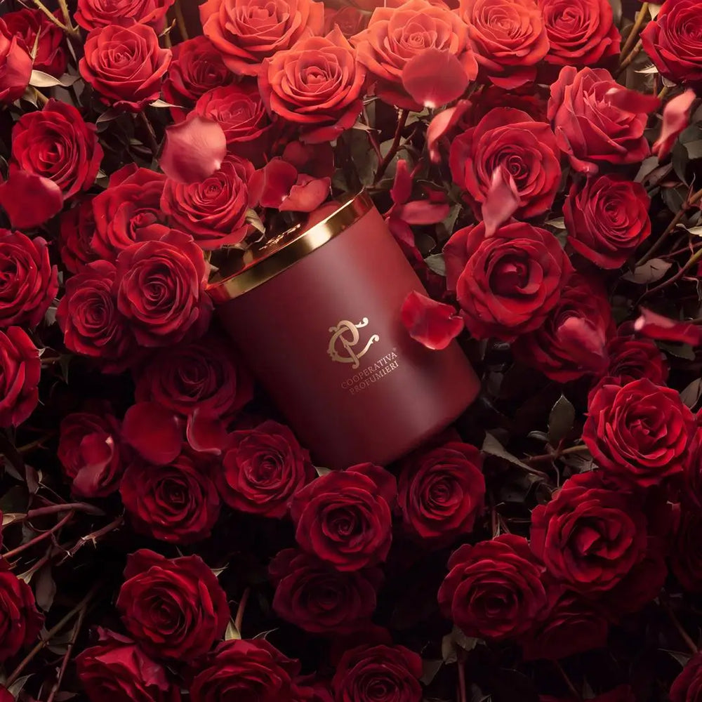 Cooperativa Profumieri ROSÉA – Rose & Cinnamon Duftkerze - Chogan Parfum