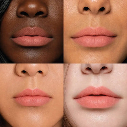 MoniAmori MyLip Secret Biscuit Rose MM069 – vier Modelle unterschiedlicher Hauttypen tragen den fertigen Lip Stain in Biscuit Rose, natürlicher Nude-Rosa Tattoo-Effekt